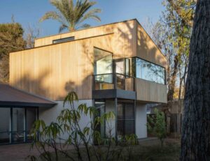 Adkins Treehouse là một phần mở rộng của một ngôi nhà ở Phoenix Kiến Trúc Nhà Trên Cây