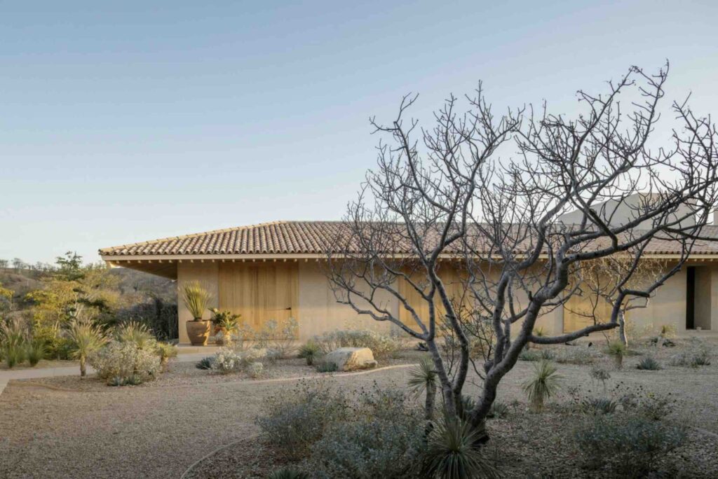 Casa en Palmilla chiếm một địa điểm trên đỉnh đồi ở Los Cabos 