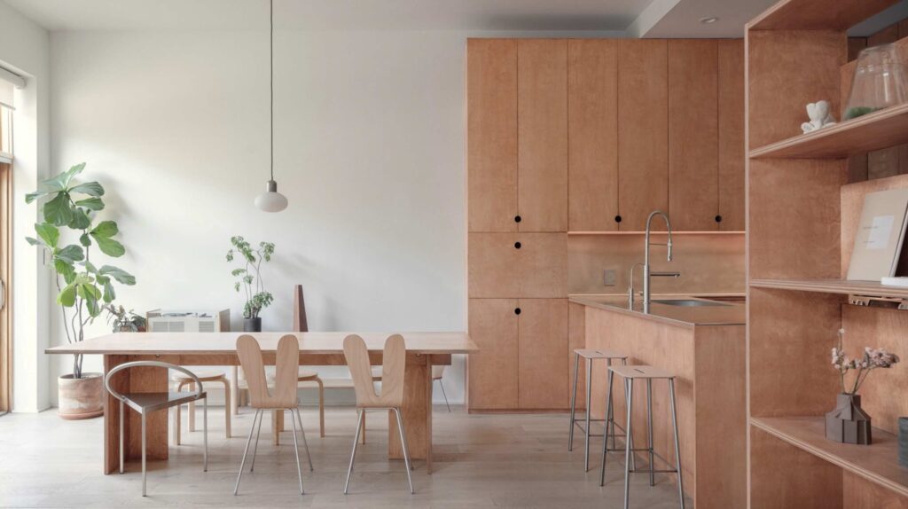 Công ty Plan Plan sử dụng "vật liệu giá cả phải chăng" cho việc cải tạo căn hộ ở Brooklyn