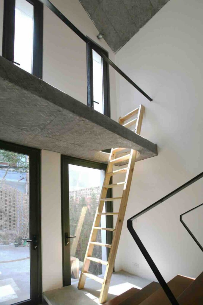 Khám phá giải pháp mở rộng nhà phố 40m2 bằng mặt tiền gạch đục lỗ và thiết kế không vách ngăn độc đáo. Nplus Concept tư vấn xu hướng không gian sống xanh bền vững
