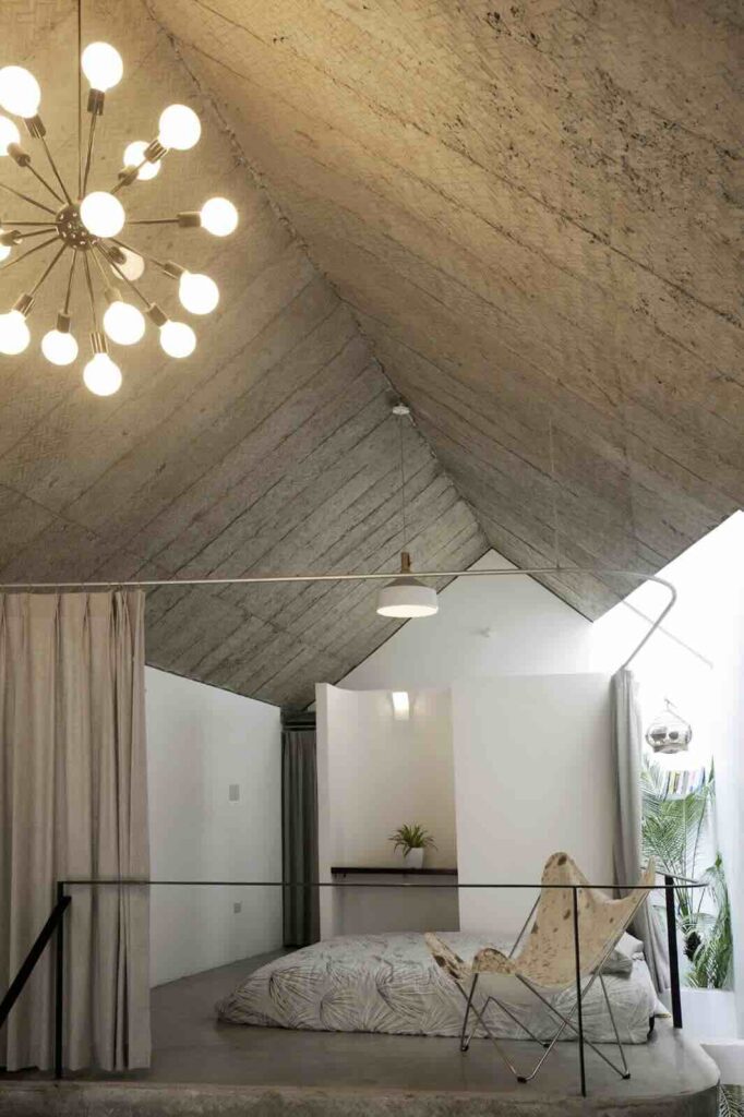 Khám phá giải pháp mở rộng nhà phố 40m2 bằng mặt tiền gạch đục lỗ và thiết kế không vách ngăn độc đáo. Nplus Concept tư vấn xu hướng không gian sống xanh bền vững