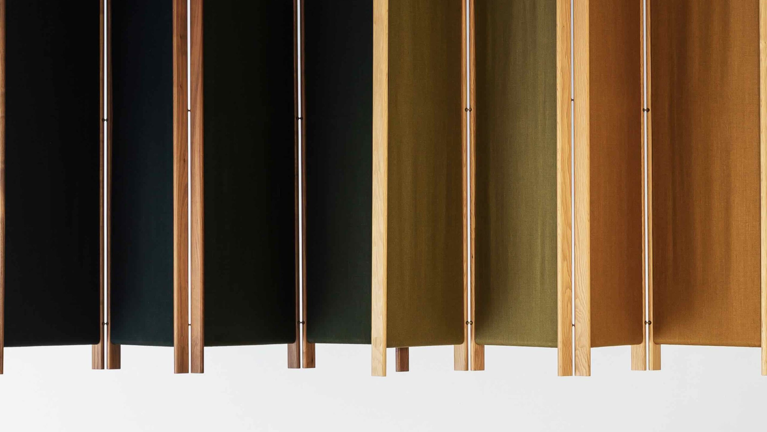 Vách ngăn phòng hiện đại của Fold Studio