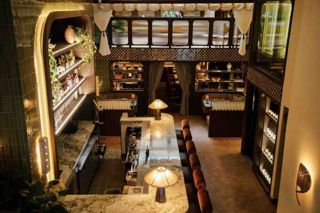 Công ty Surrane Design đã hoàn thành một nhà hàng Thái ở khu West Village