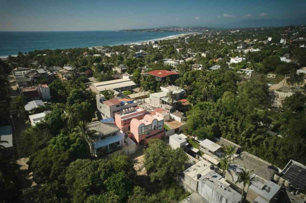 Estudio Zero đã thiết kế Amplitude Coliving cho Puerto Escondido ở Oaxaca, Mexico