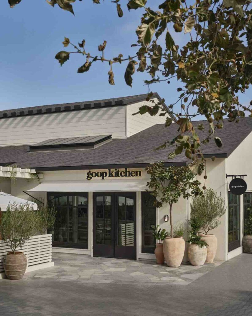 Goop Kitchen đã khai trương cửa hàng bán lẻ đầu tiên tại San Diego.