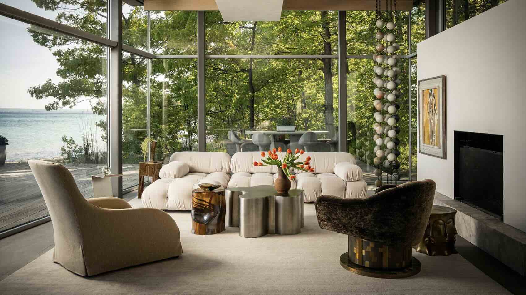 Lauri Design Studio cải tạo ngôi nhà ven hồ ở Michigan theo phong cách "yên tĩnh, kết nối".