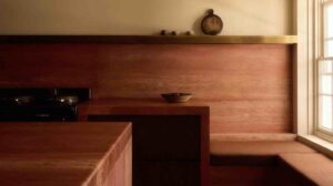 Anam Design Studio bổ sung thêm phòng ăn kiểu câu lạc bộ cho ngôi nhà ở East Sussex.